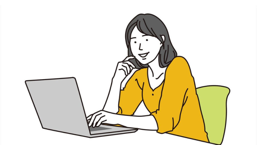 パソコンを前にイキイキと仕事をする女性